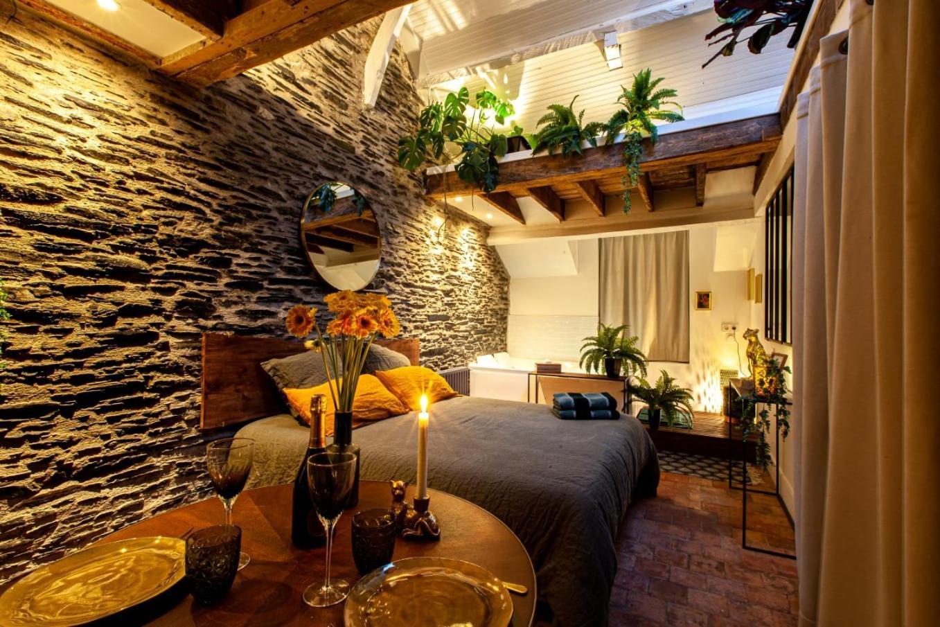 Love Room Boheme Les Petits Plaisirs Angers Exteriér fotografie